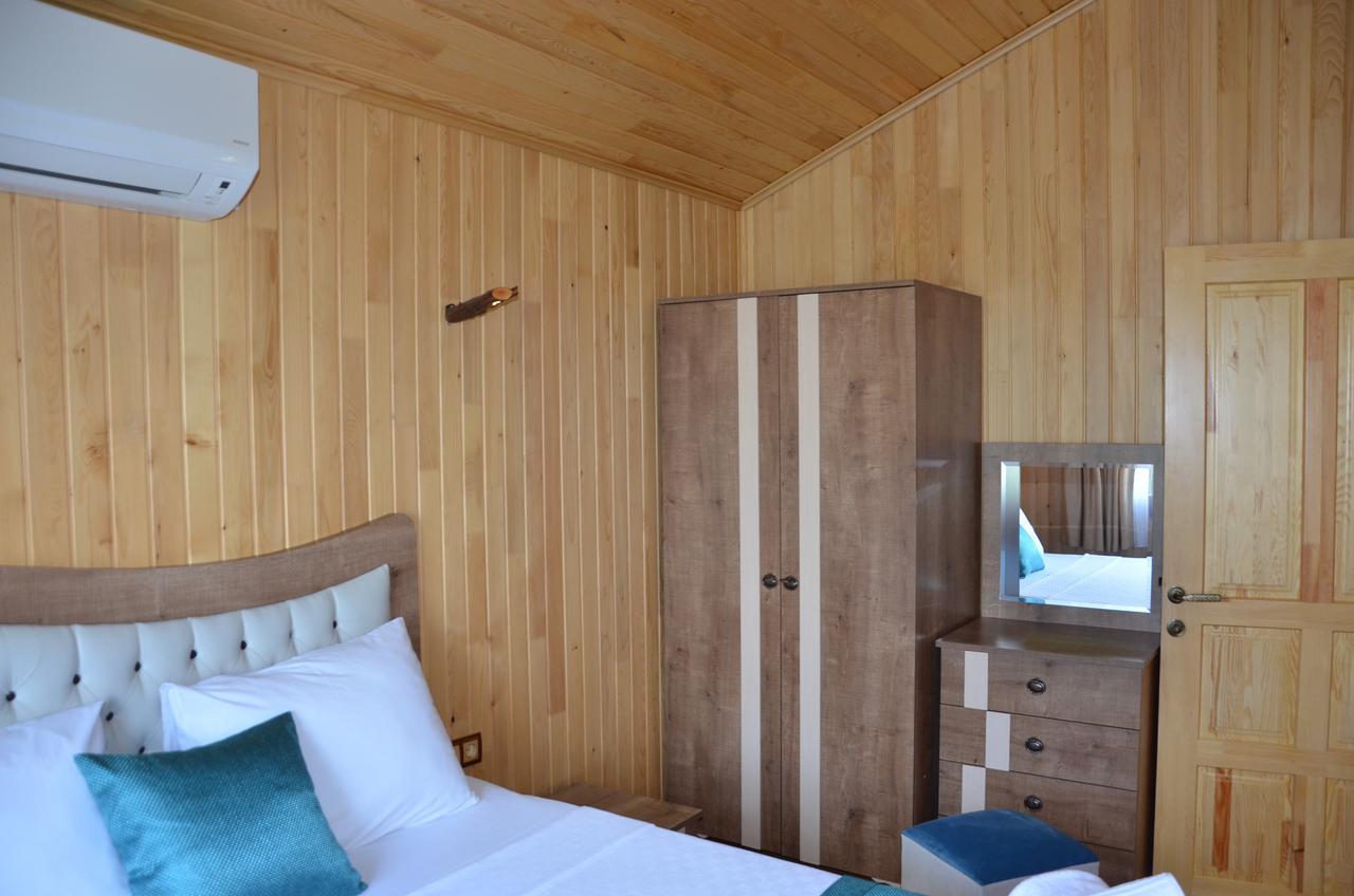 Leontopolis Aparthotel 3*