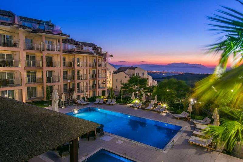 Wyndham Residences, Golf & Apartment