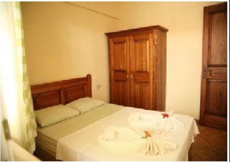 Barbaros Aparthotel