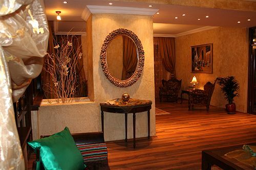 Hotel Triana 3*