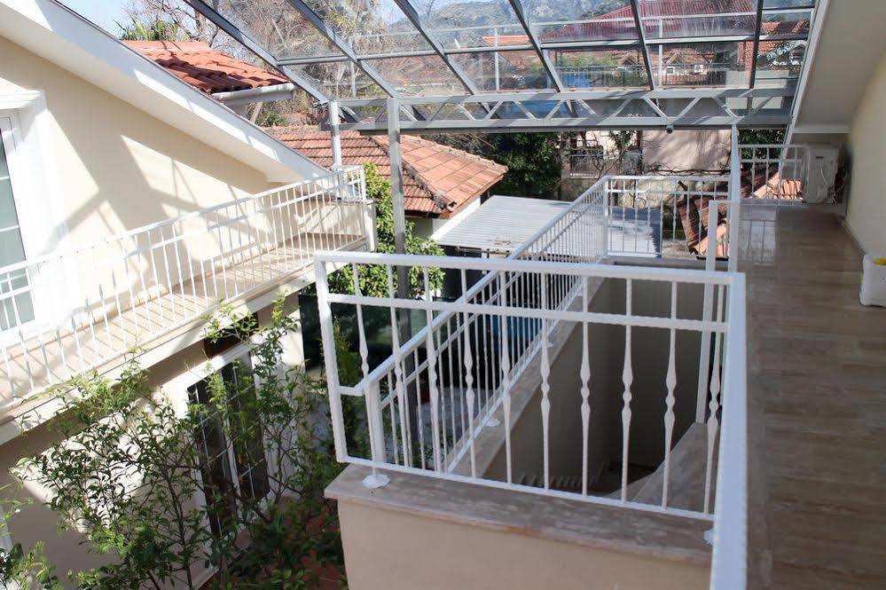 Hotel Arp 2*