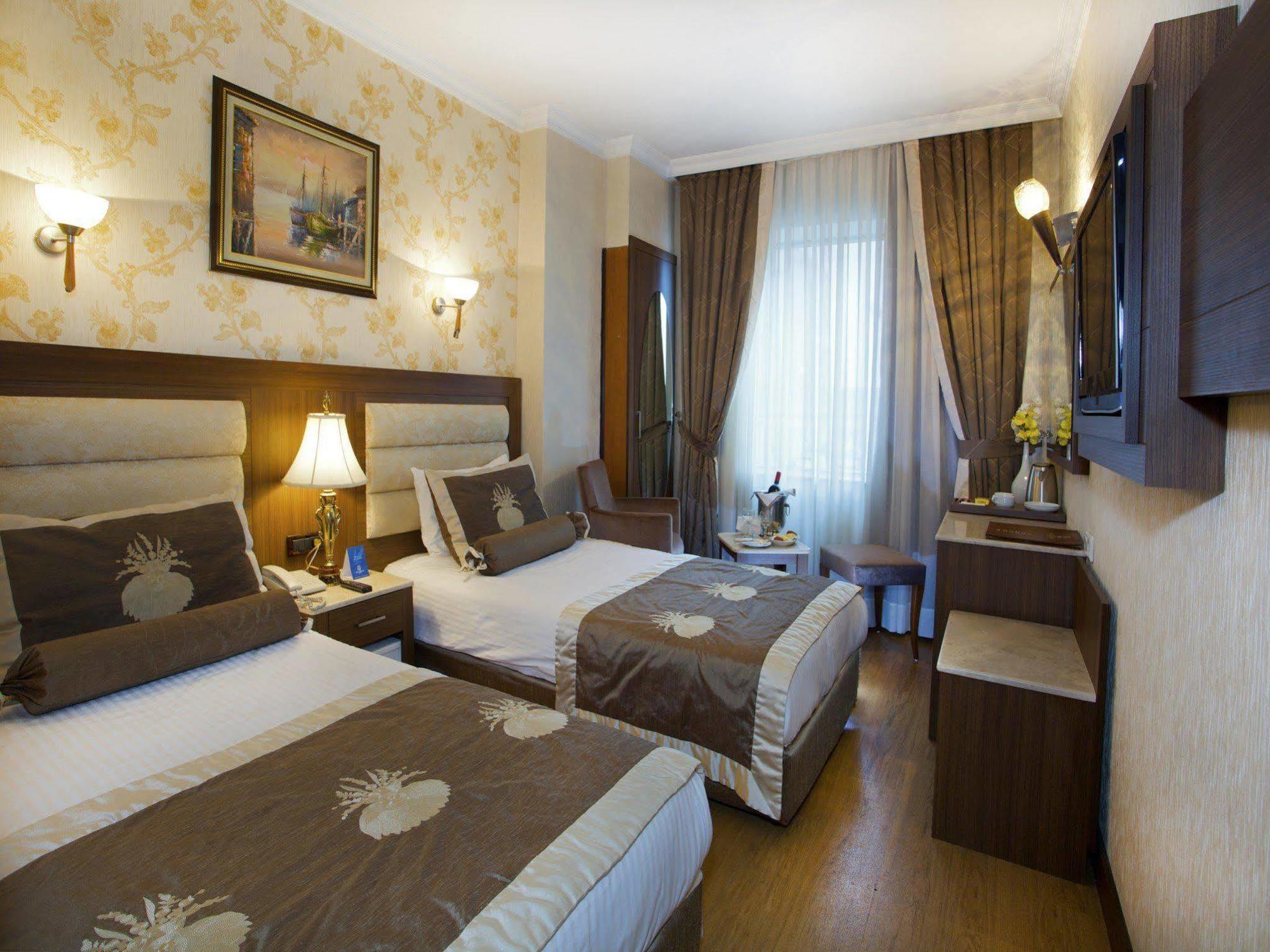 Grand Hilarium 4* Istanbul