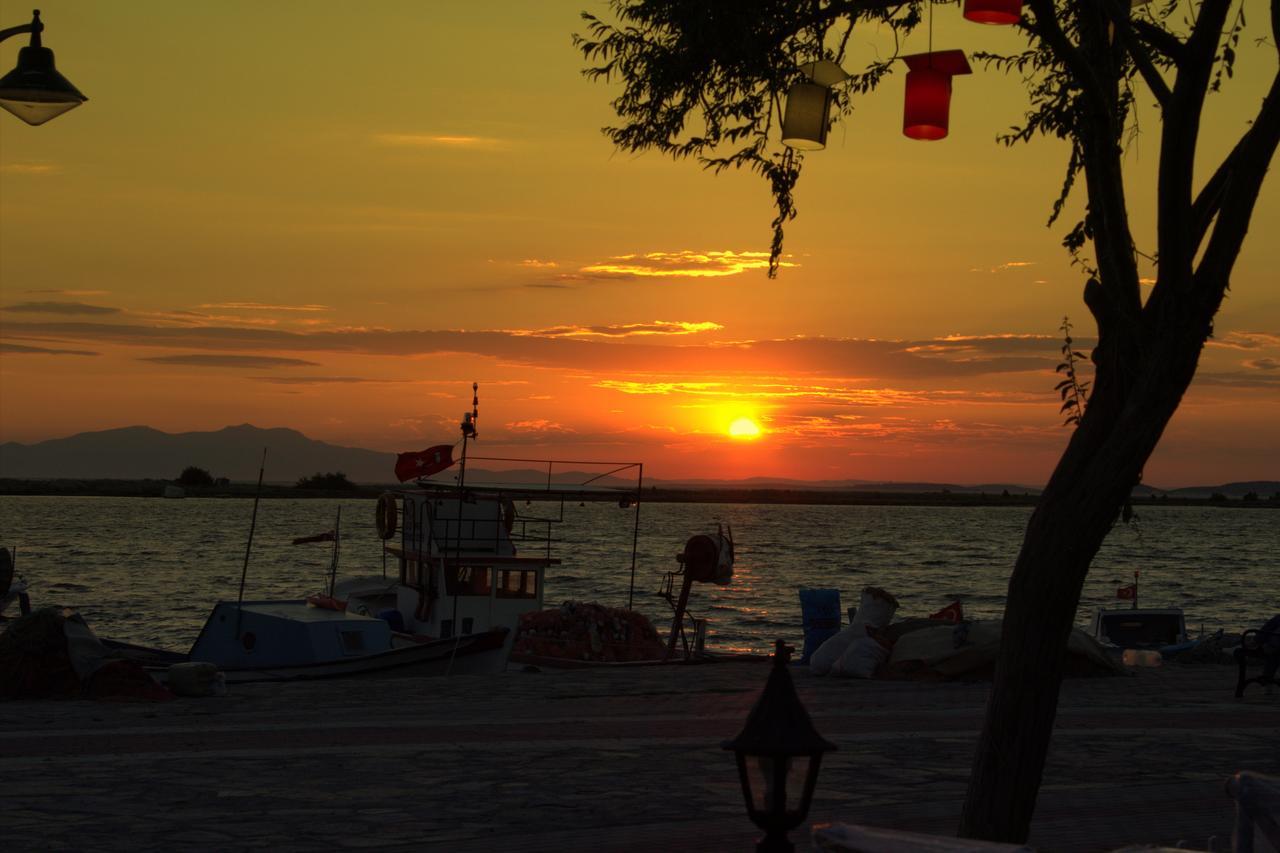 Ra * Altinova (Ayvalik)