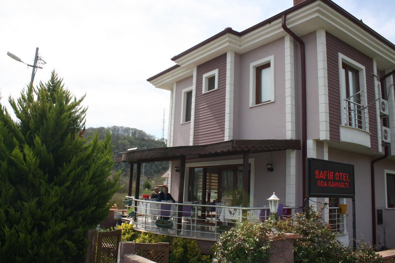 Sapphire Hotel *