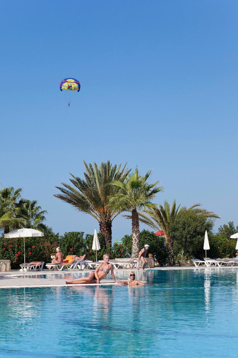 Resort Justiniano Club Park Conti Okurcalar
