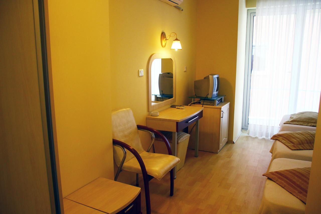 Hotel Isik *