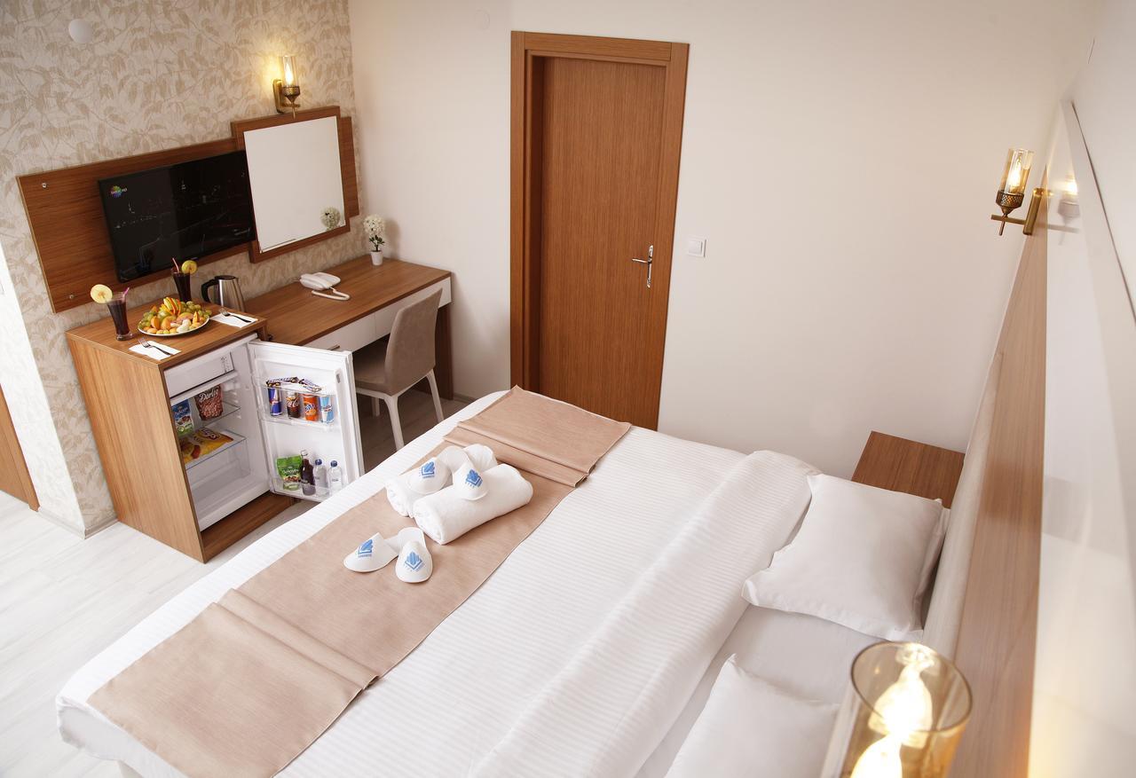 Hotel Favorite 3*
