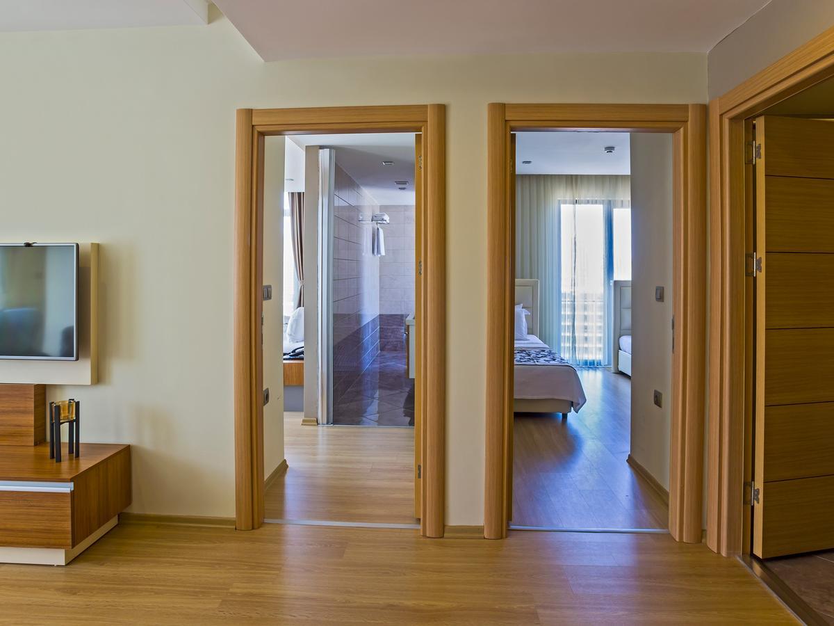 Hotel Alesha 4*