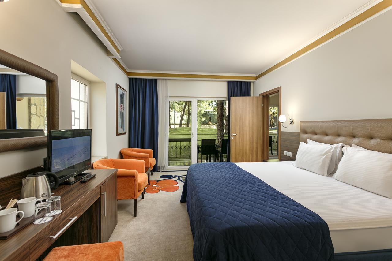 Pine Resort