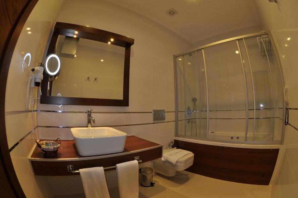 Hotel Small