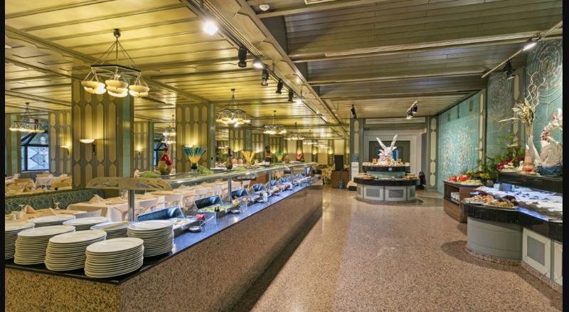 Hotel Oezkaymak Falez Antalya