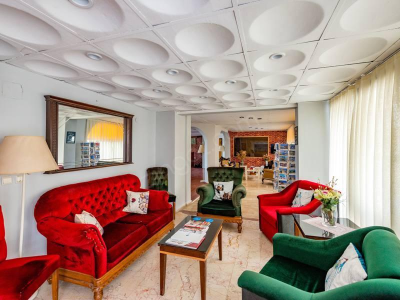 Hotel Alibabam 2*