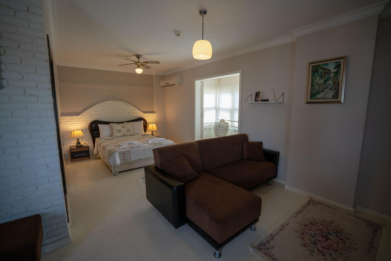 Hotel Nobela 2*