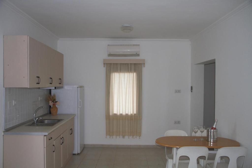Mimosa Apartment