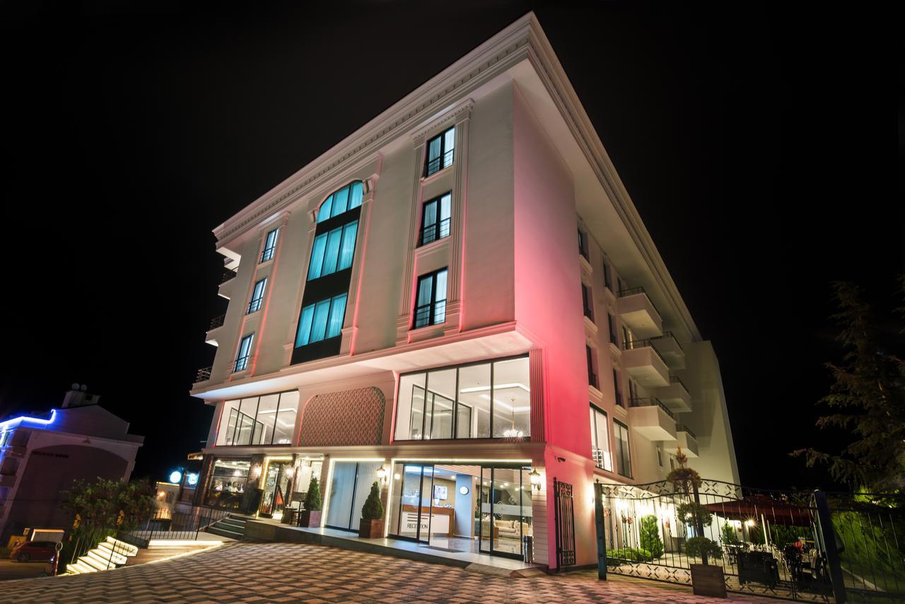 White House Hotel 3*