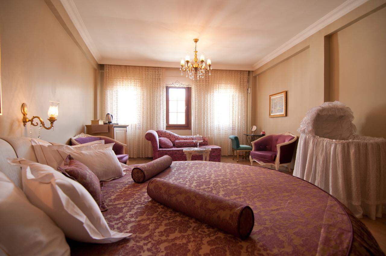 Blue Tuana Hotel
