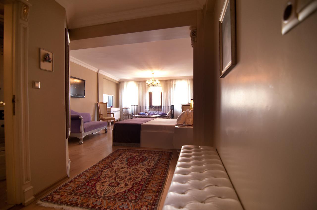 Blue Tuana Hotel