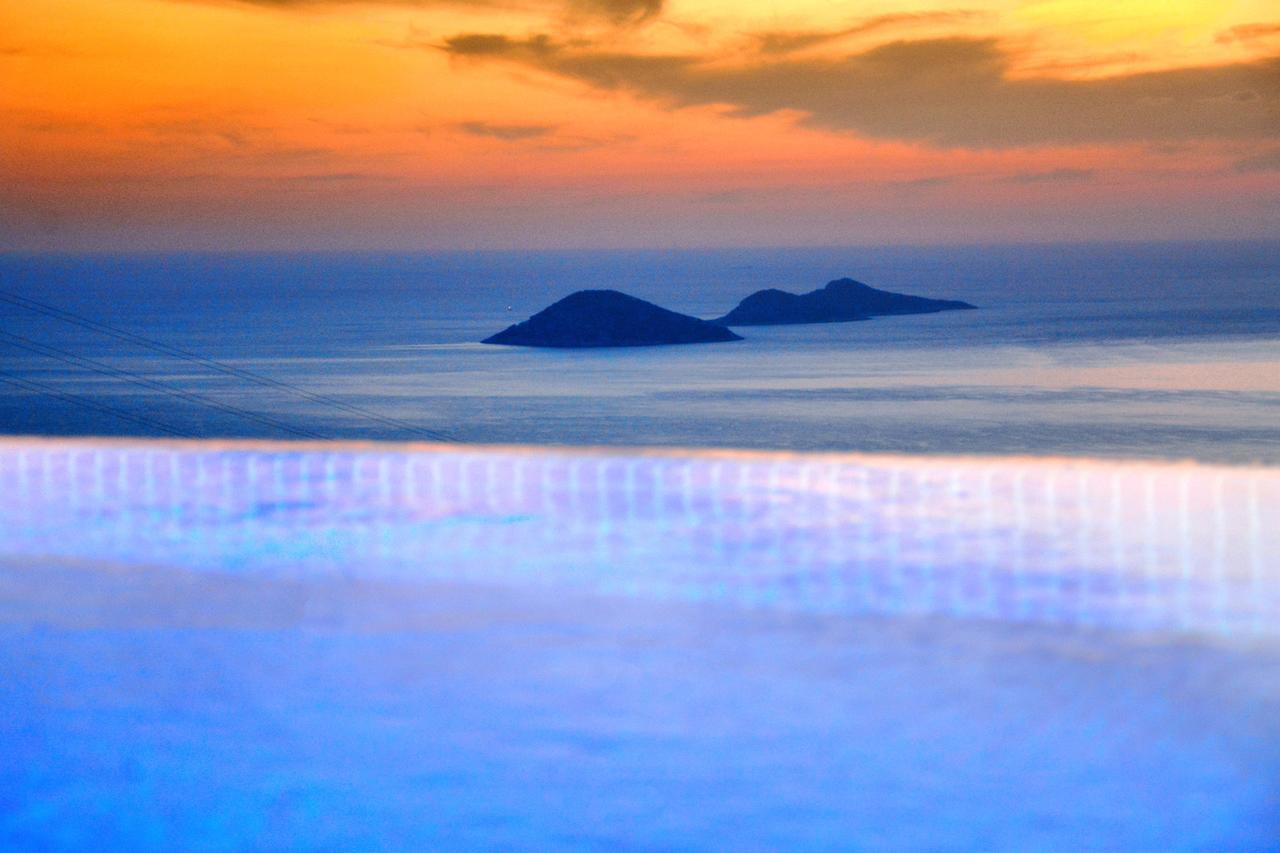 Bella Villa *