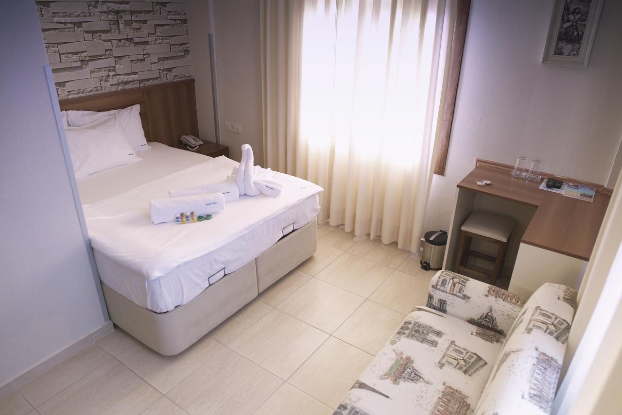Golden Stone Butik 3* Cesme