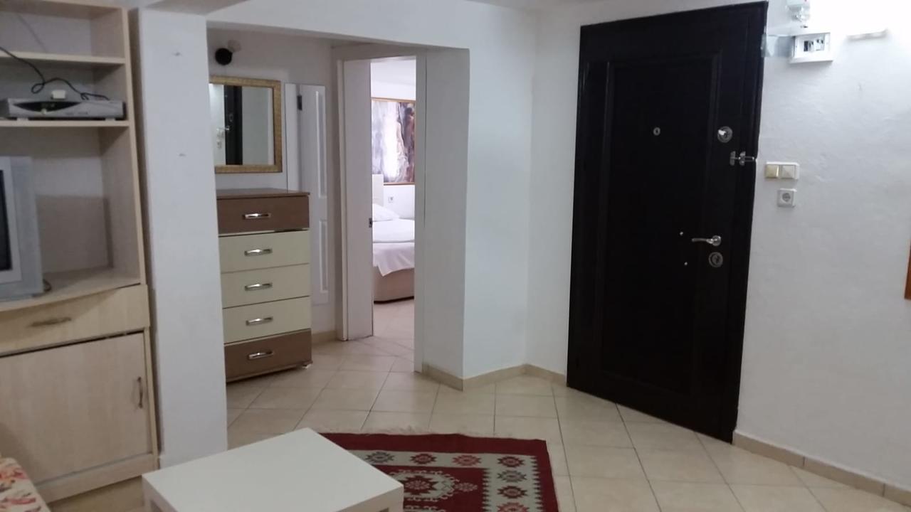 Mono Aparthotel *