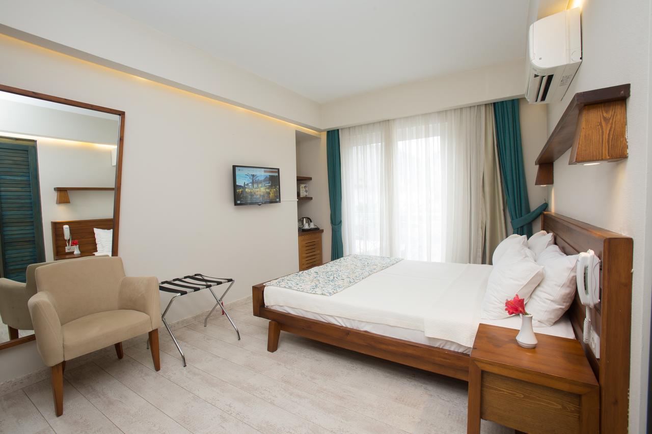 Hotel Dedeminn Marina 3*