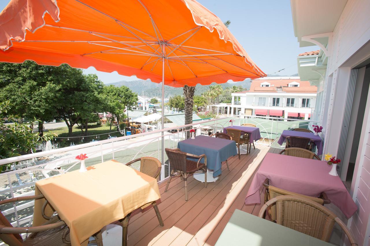 Dedeminn Marina Hotel