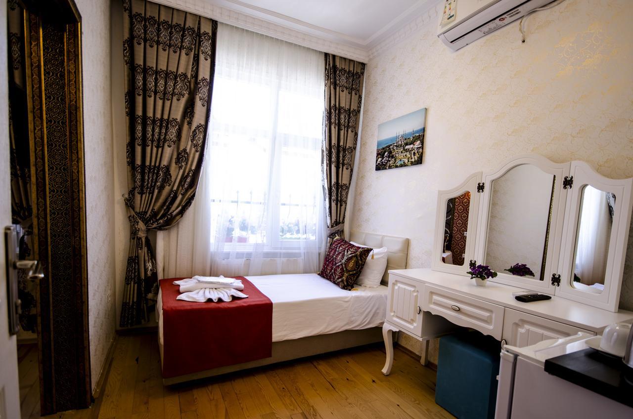 Bed & Breakfast Paris Garden