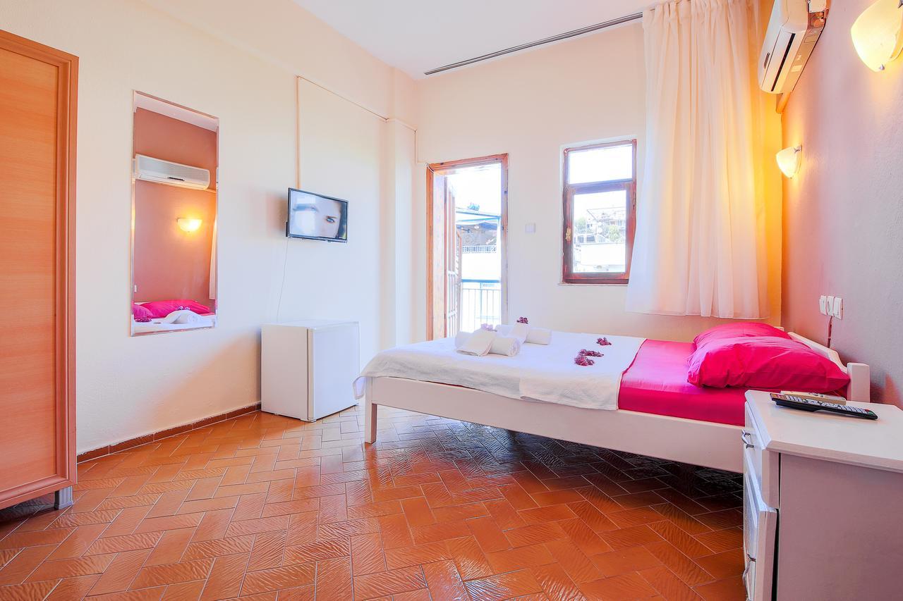Hotel Saray