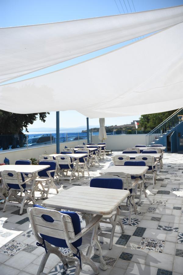 Deniz Evi *