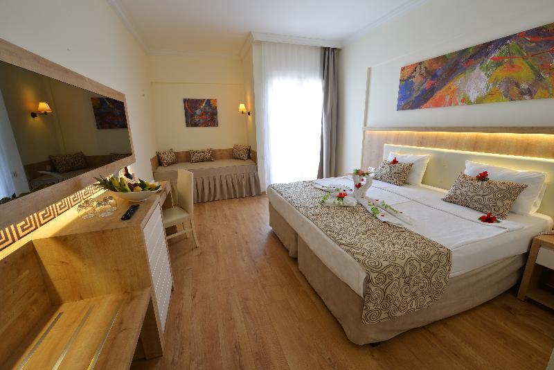 Hotel Cesars Side