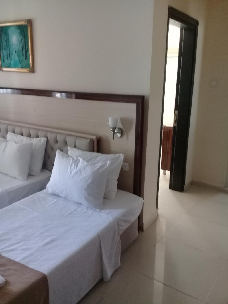 Hotel Tuemay 4*