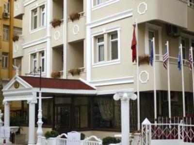 Hotel Triana 3*