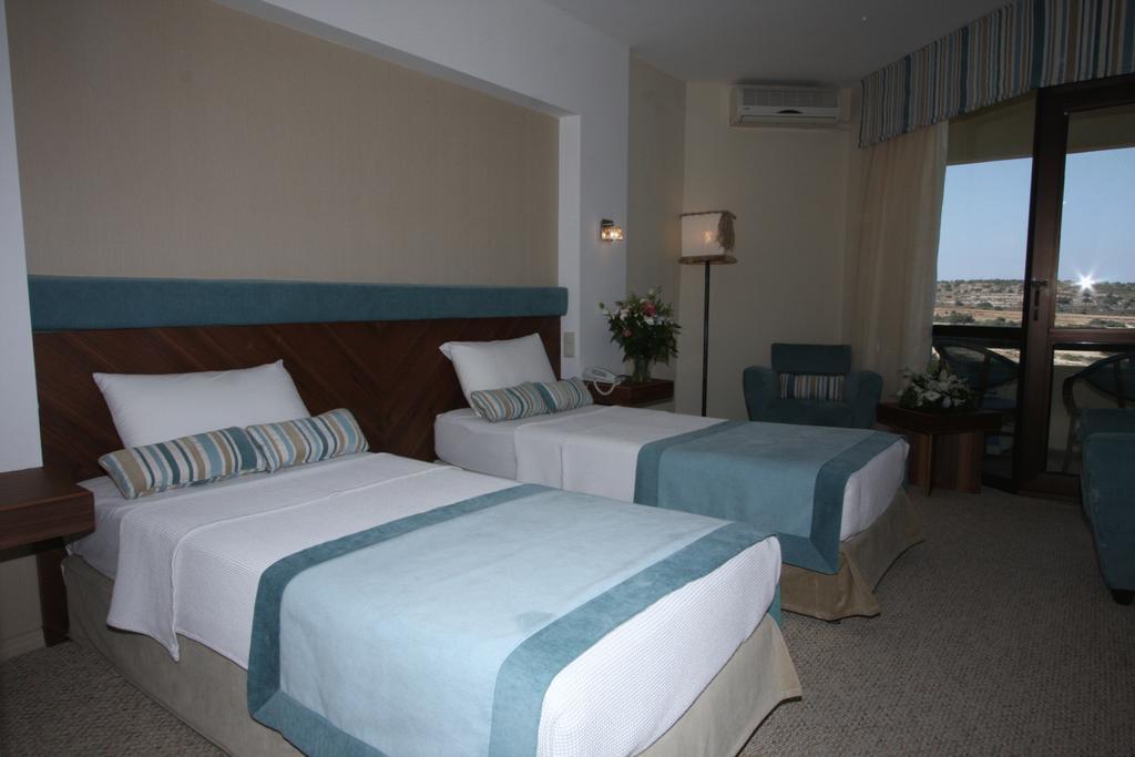 Babaylon 4* Cesme