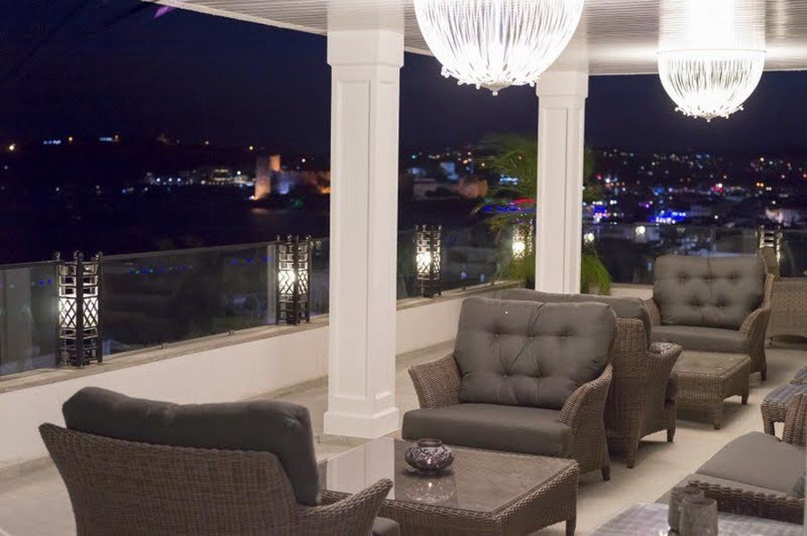 Ena Boutique & Residences Hotel
