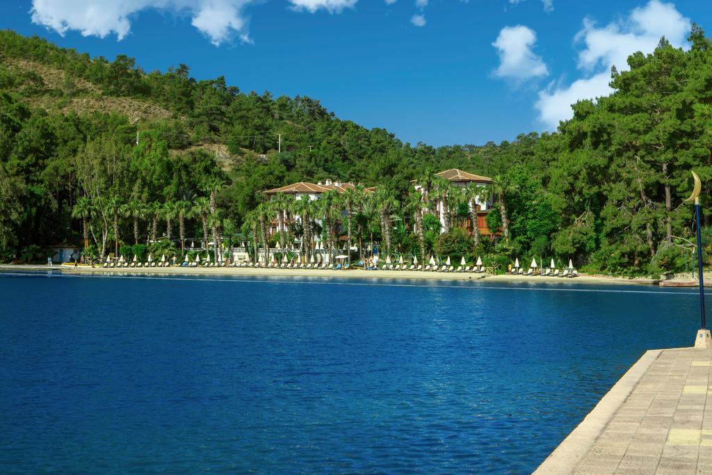 Club & Letoonia Resort 5*