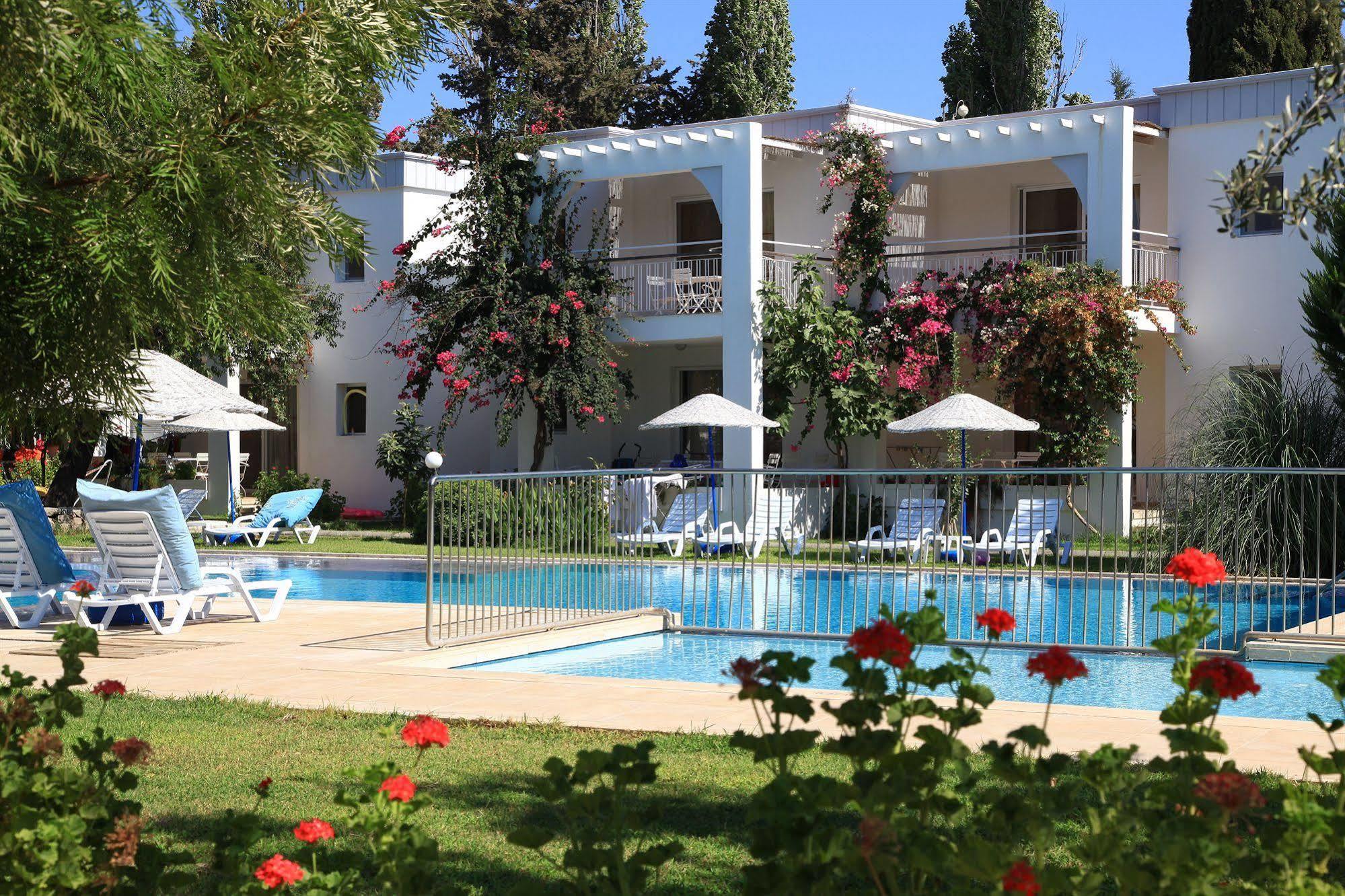 Muskebi Aparthotel Ortakent
