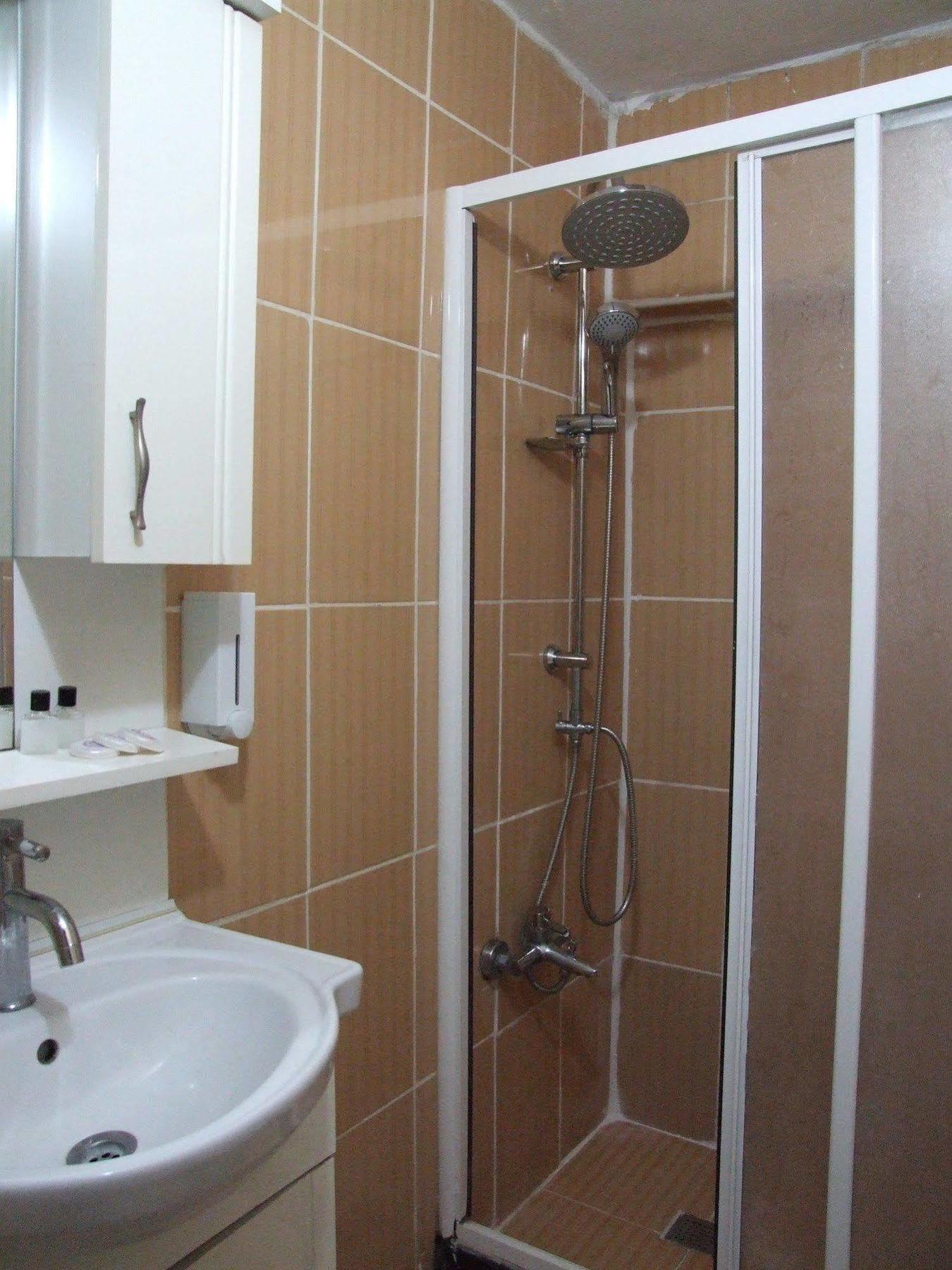 Artemis Old Hotel
