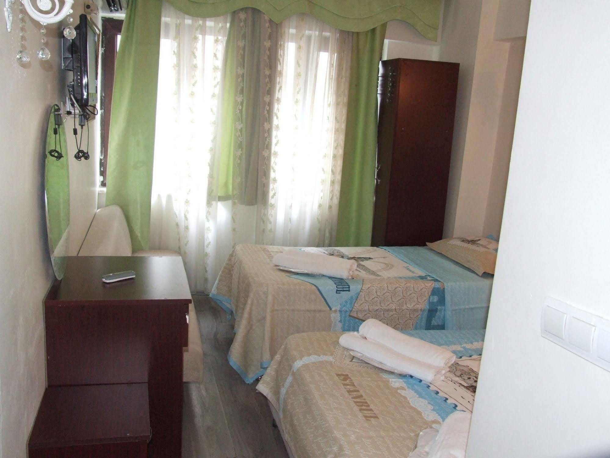 Artemis Old Hotel