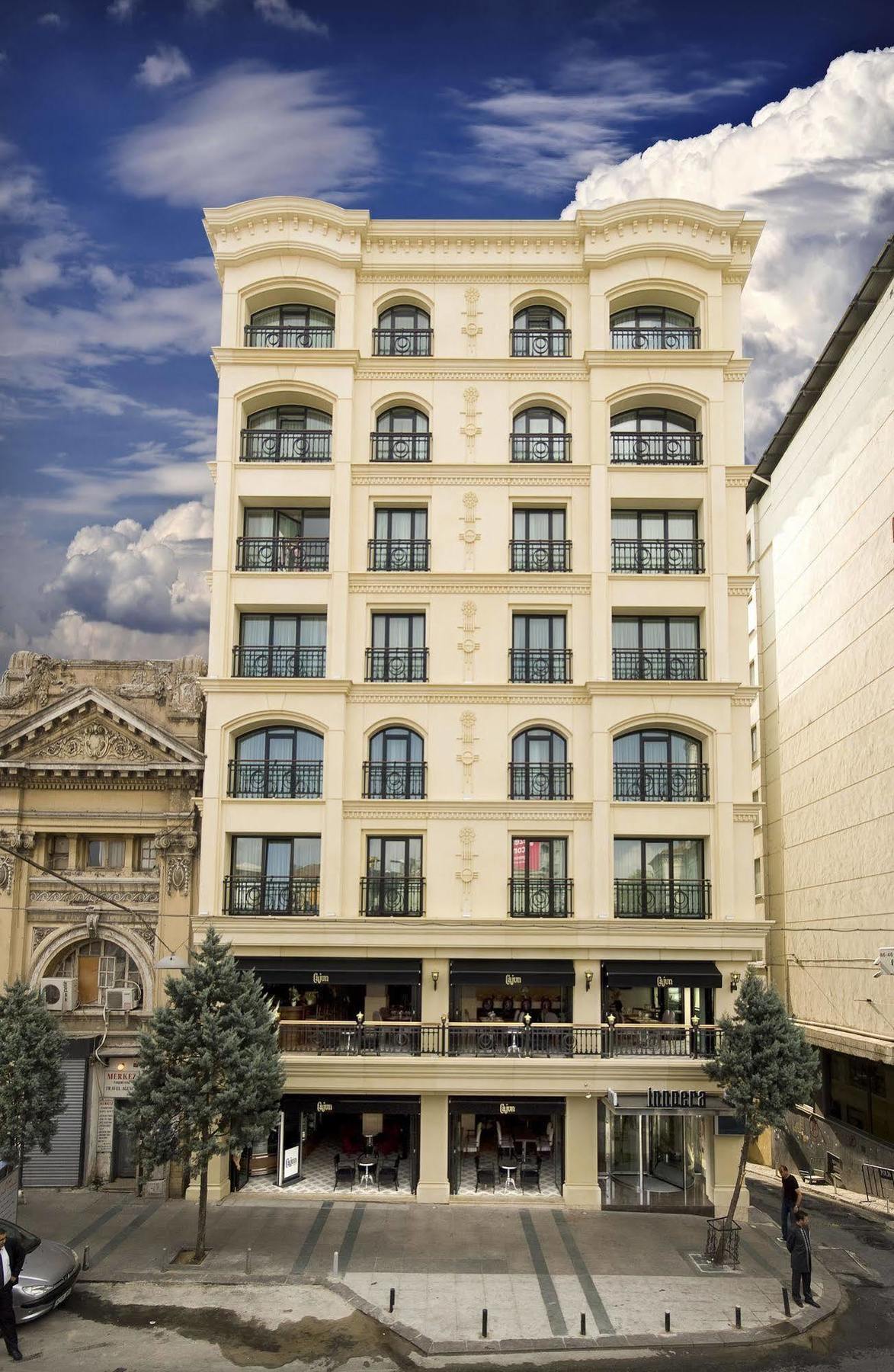 Hotel Innpera 4*