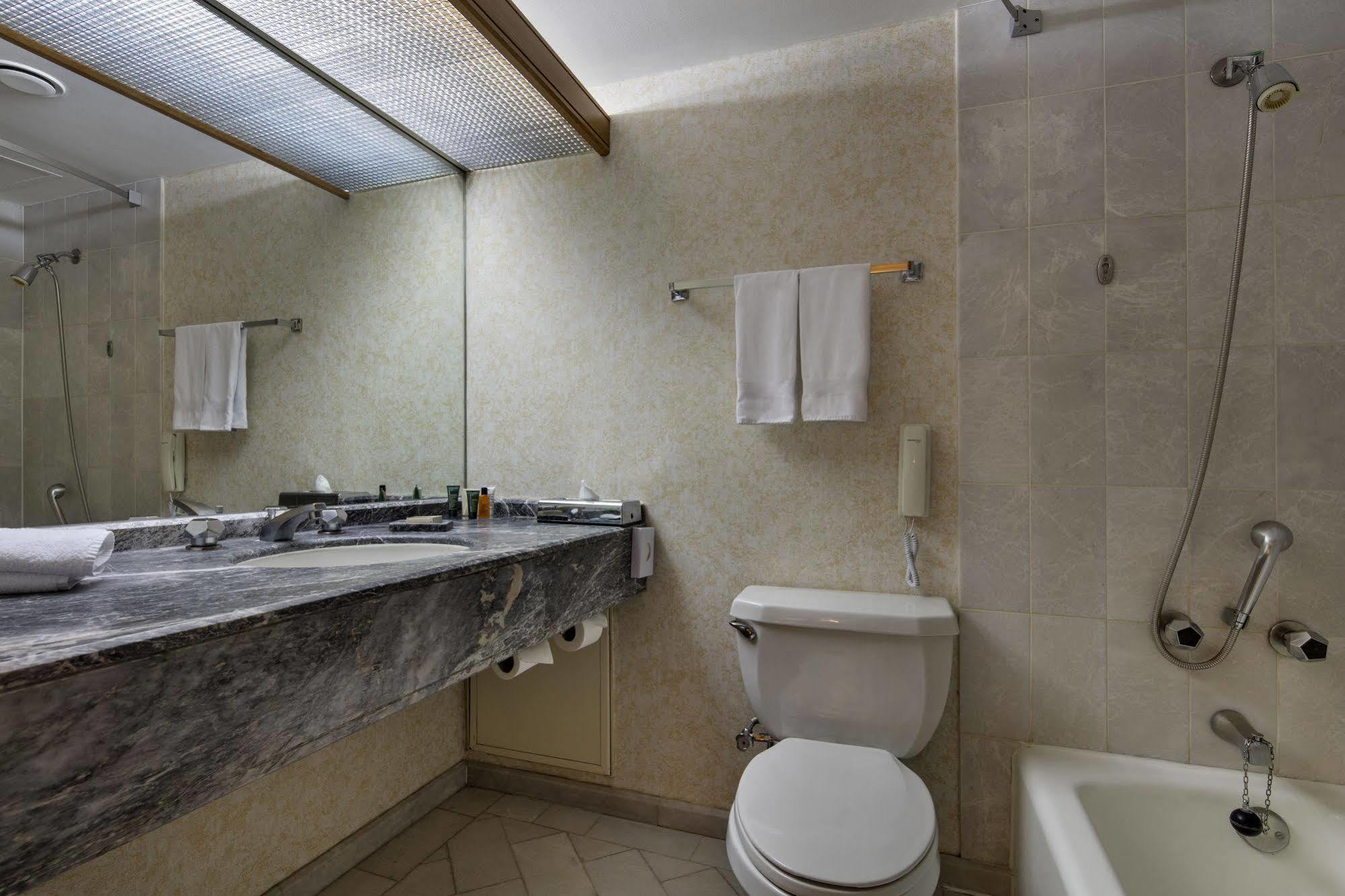 Hilton 5* Izmir