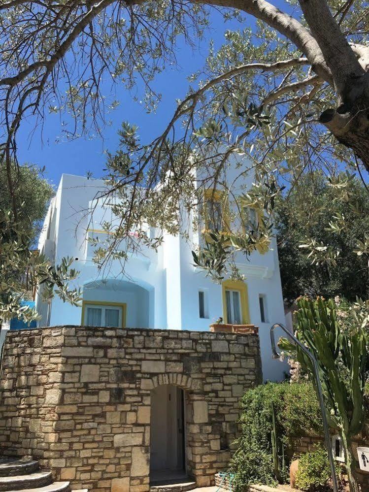 Omar & Hotel Torba