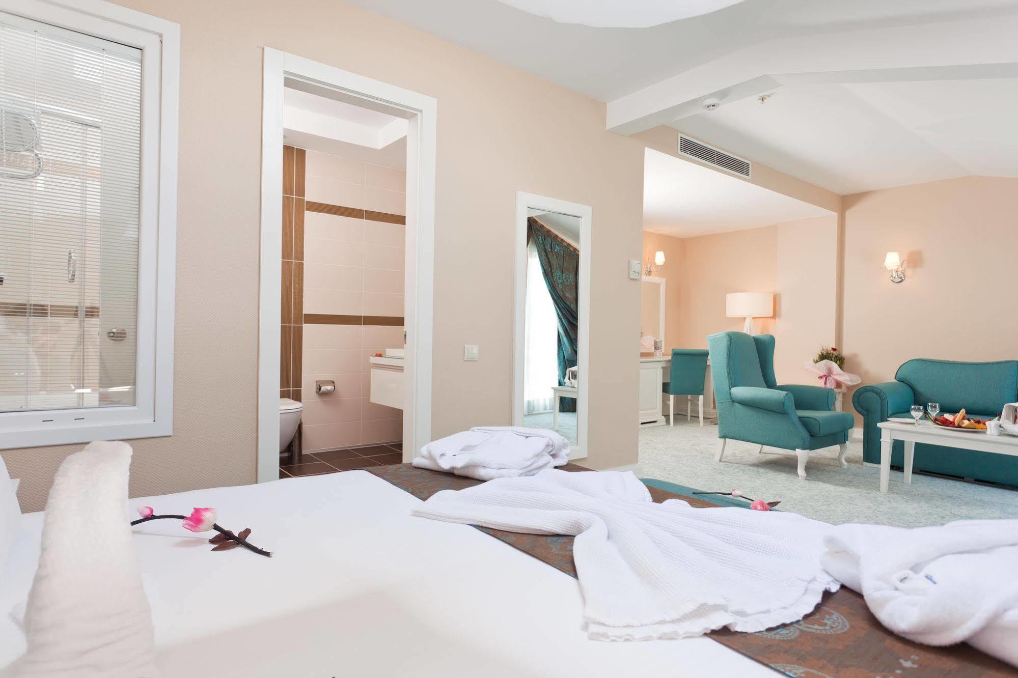 Mercia & Hotel Buyukcekmece