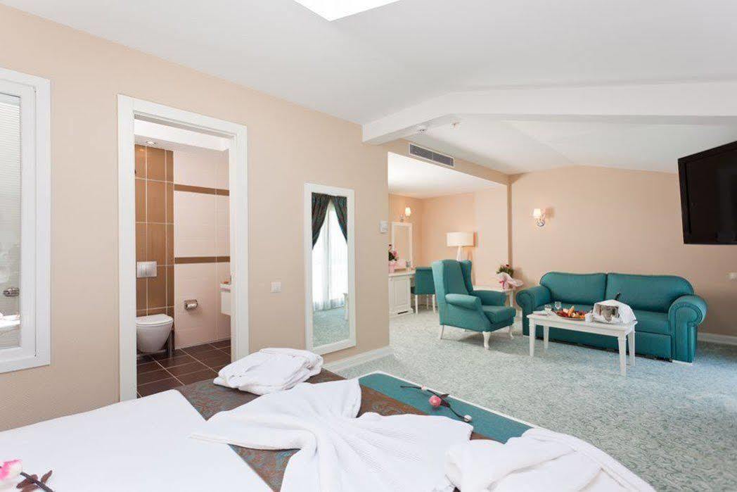 Hotel Mercia & 4*
