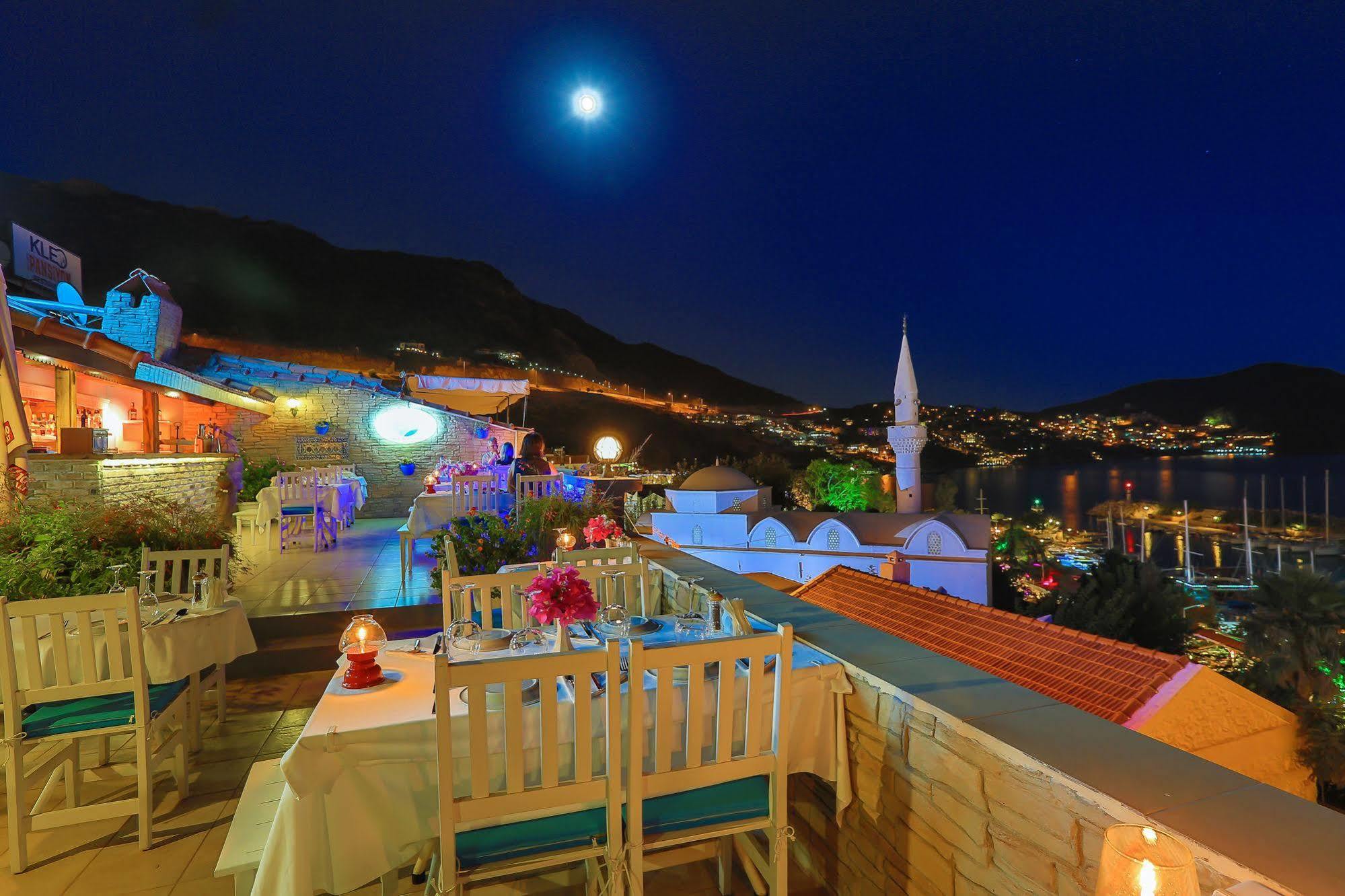 Zinbad Hotel 3*