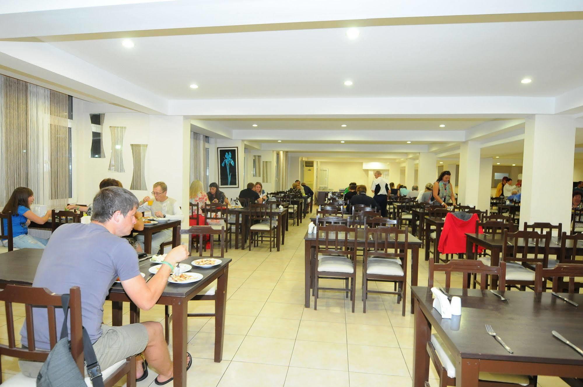 Hotel Ares Dream