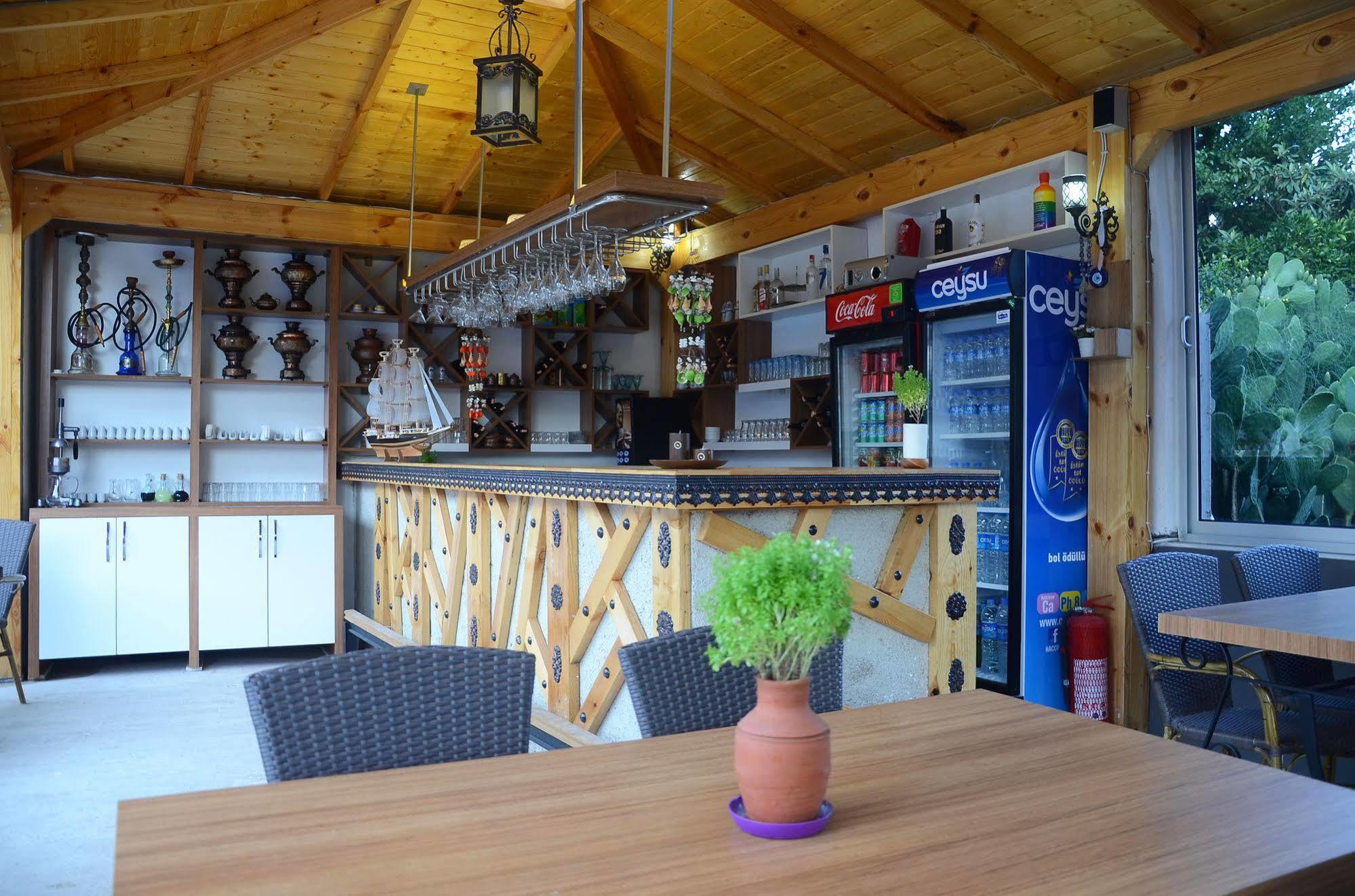 Hotel Teki̇rova 4*