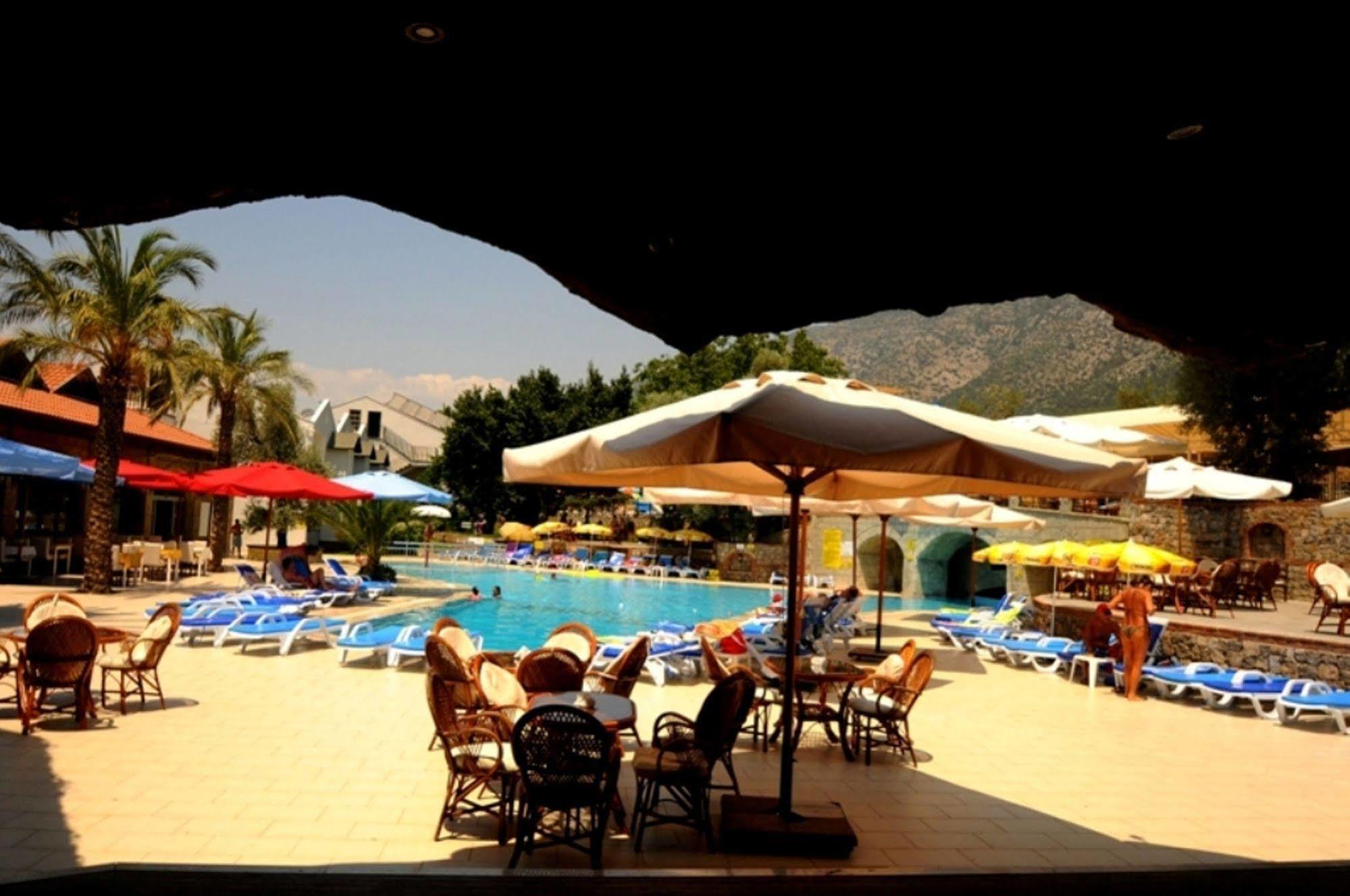 Hotel The Grand Ucel 4*
