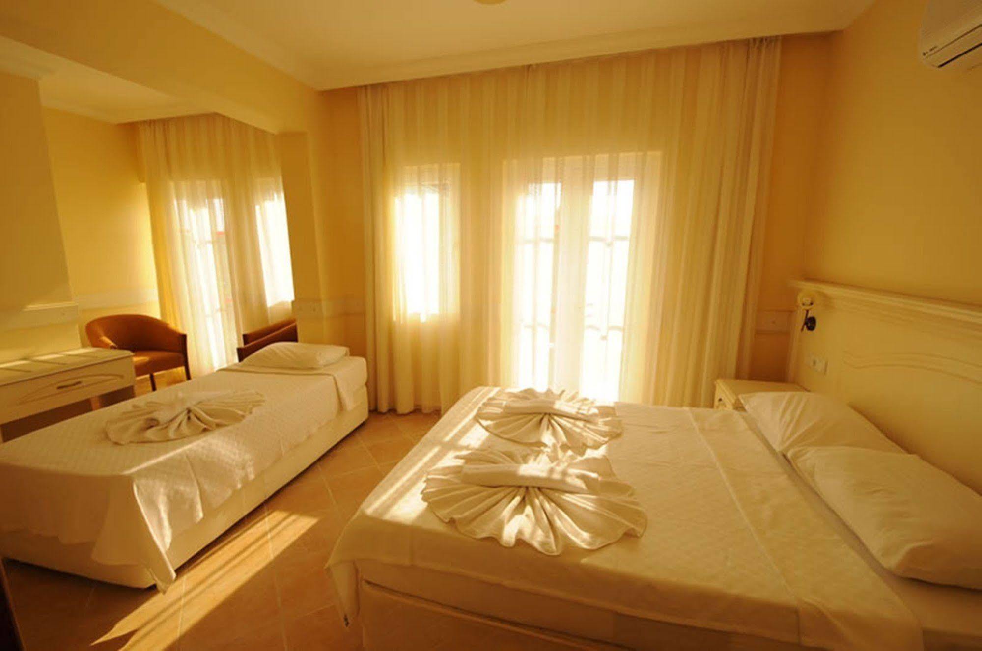 Hotel The Grand Ucel