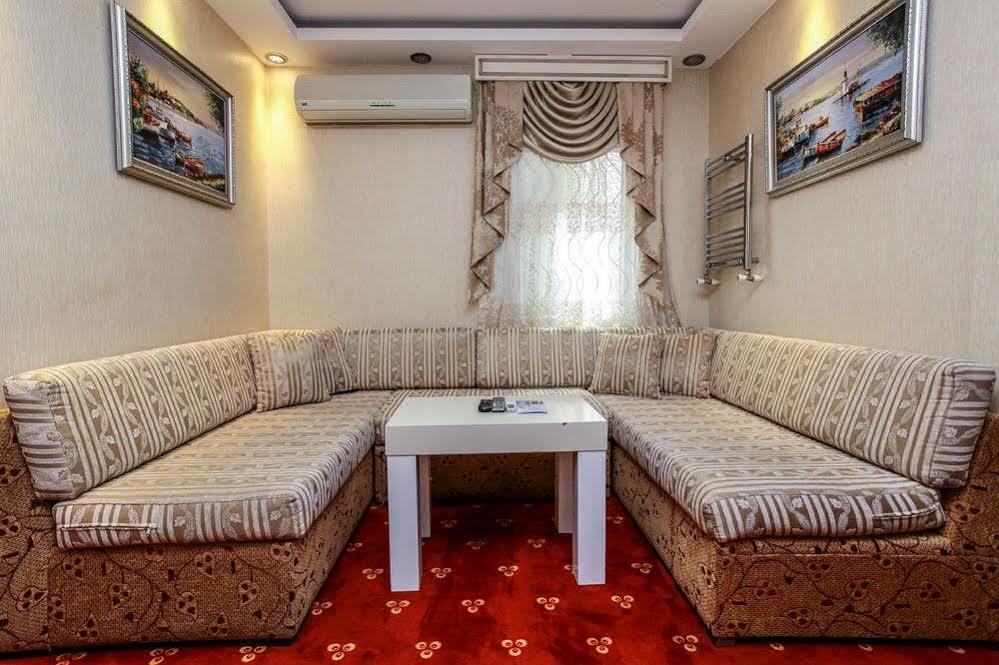 Salimbey Aparthotel