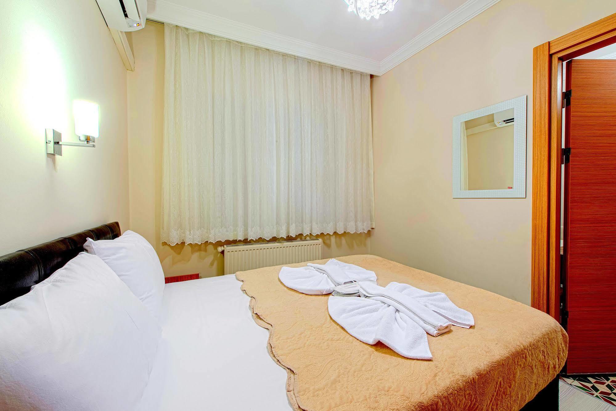Efe Apartment Istanbul